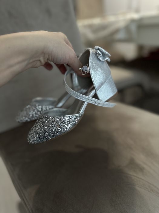 Pantofi cu toc fetite