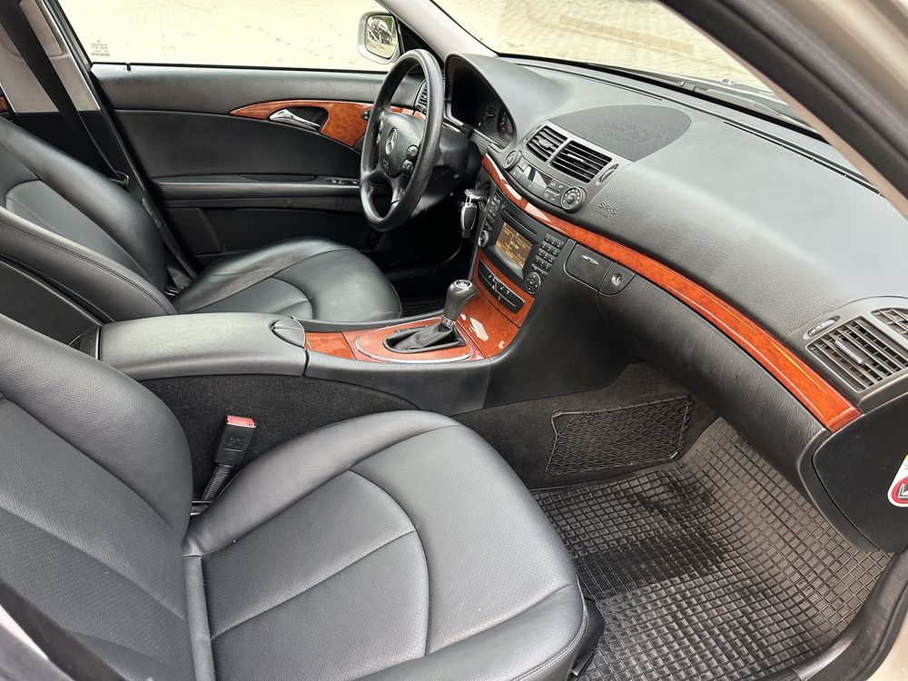 Mercedes-Benz E220 2008 W211 Facelift