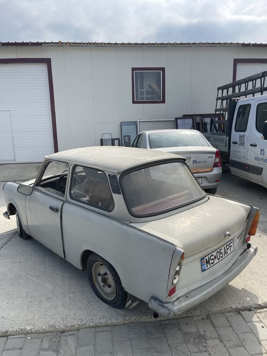 Trabant  fara acte