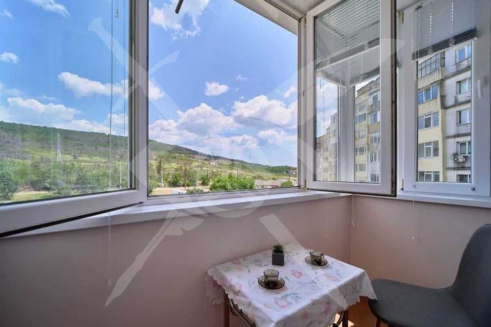 Тристаен - Владислав Варненчик - 23849