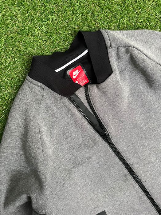 Мъжко горнище : Nike Tech Fleece L