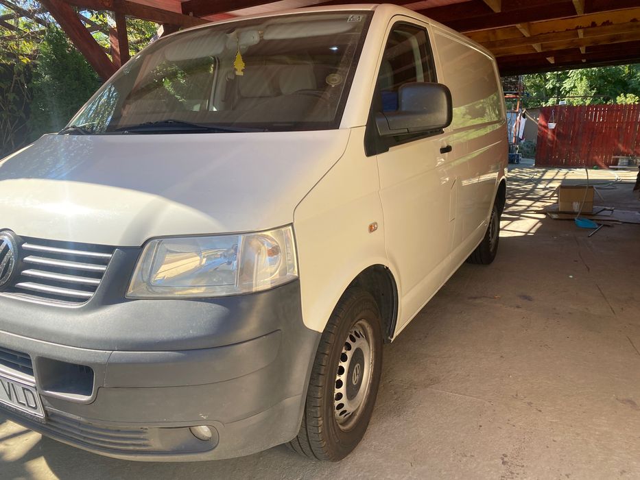 Vând Volkswagen Transporter  2009