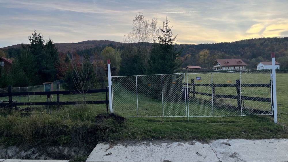 Casa/cabana de vacanta cu teren (proprietar)