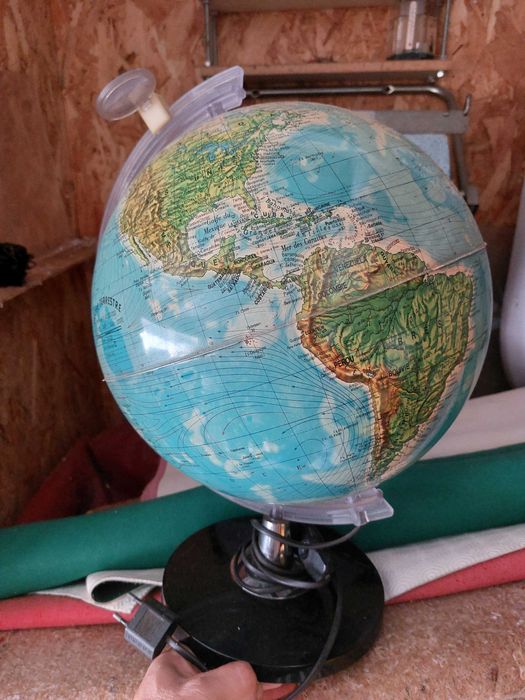 glob pământesc iluminat cu lupă diam94cm/44Hcm