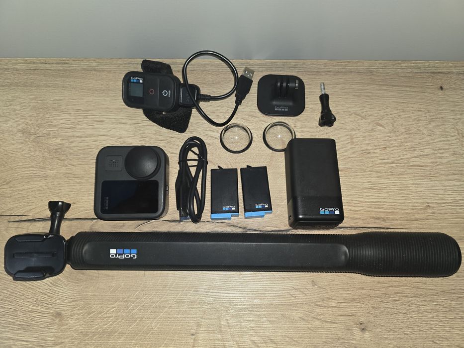 Vand GoPro Max360  Impecabila