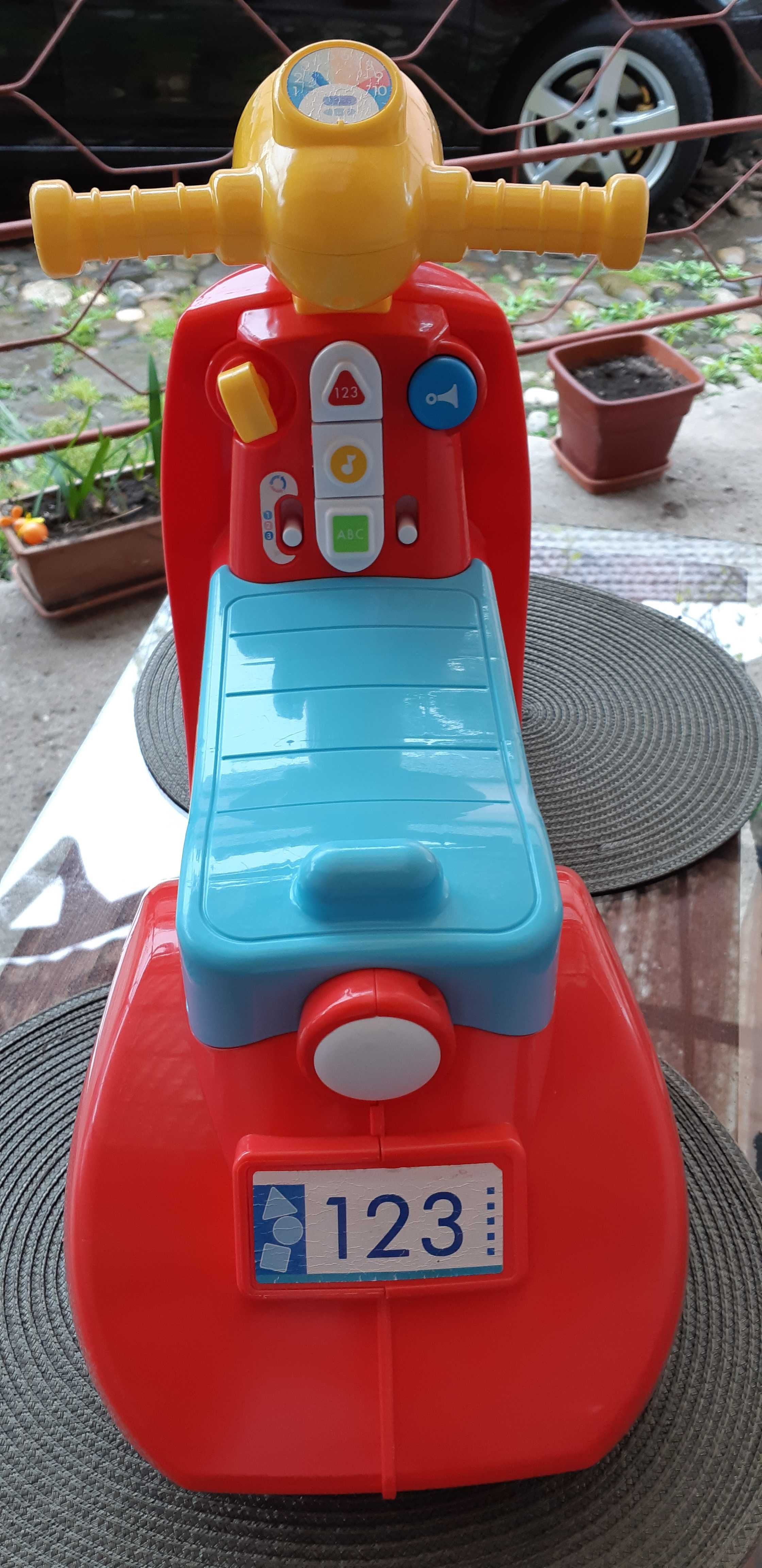 Motocicleta / Bicicleta / Scooter  Copii - FISHER PRICE