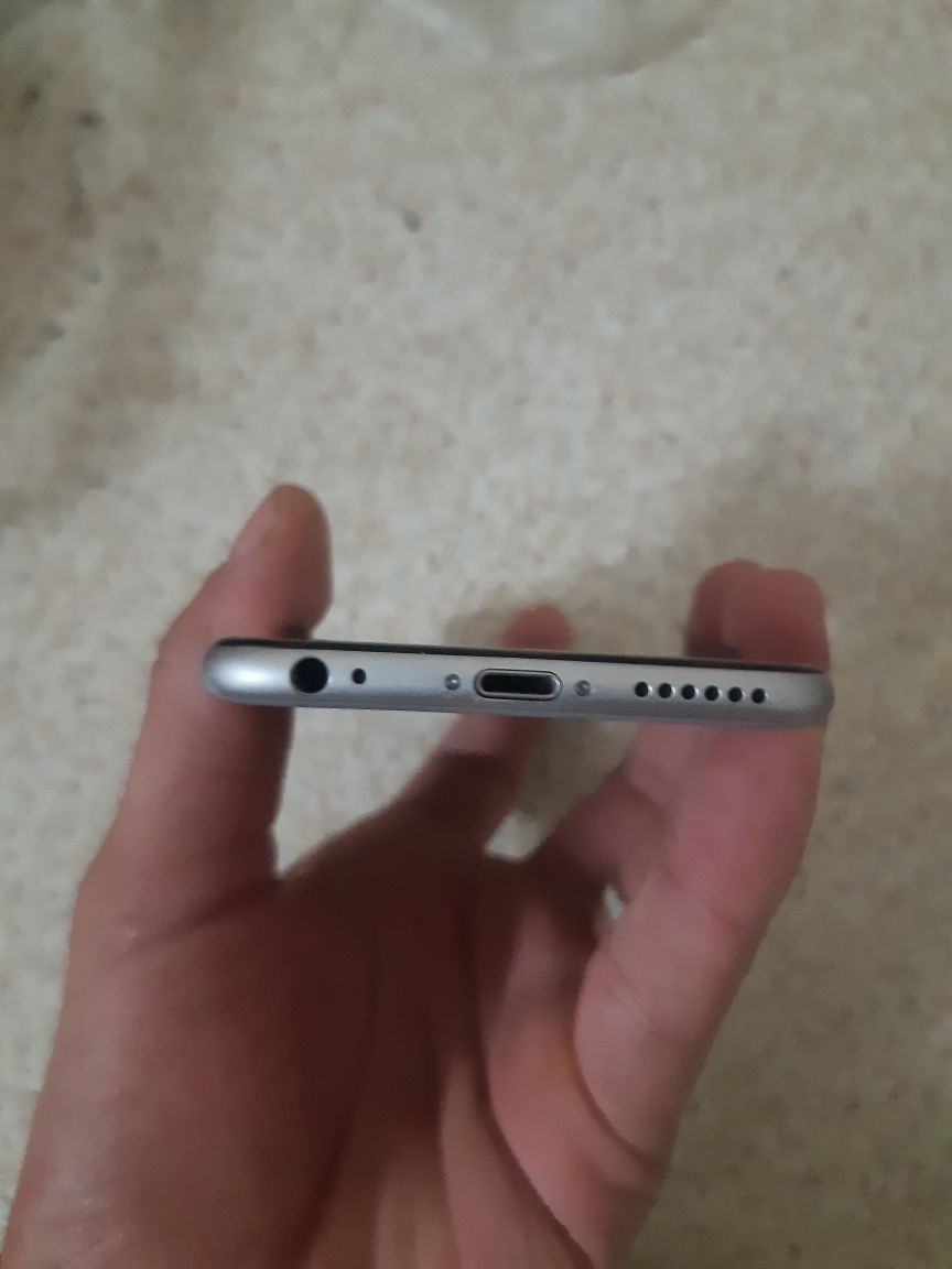 iPhone tiniq sastayaniya srochna