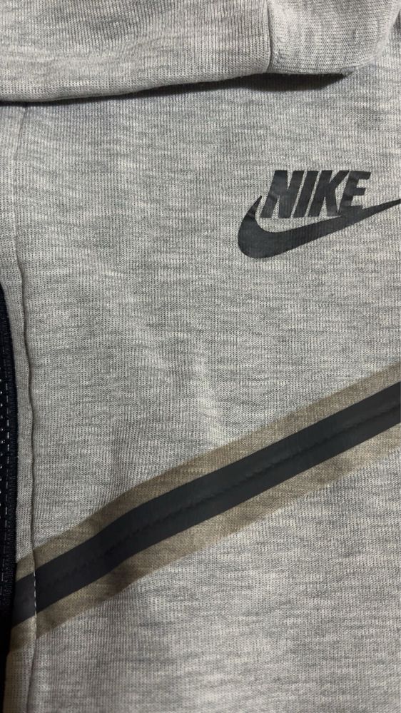 Nike tech fleece