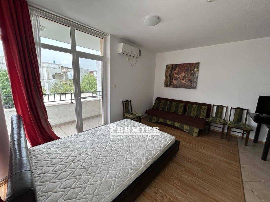 Продава се Едностаен апартамент в к.к. Слънчев бряг - 58 кв.м за 897 €/кв.м - Снимка #4