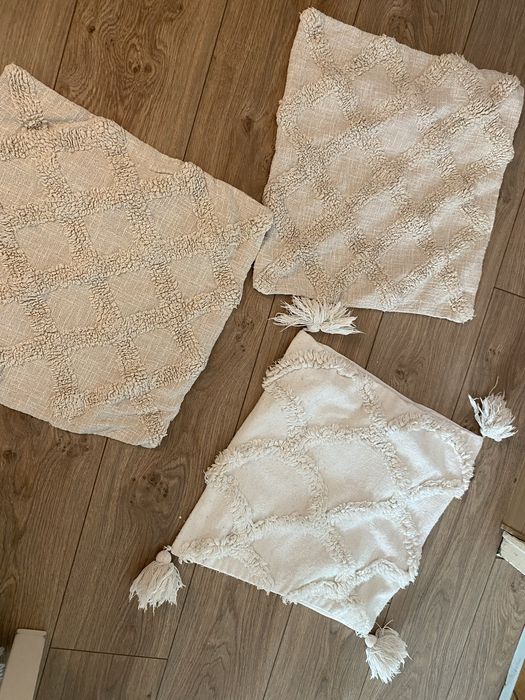 Пухкави килимчета и калъфи за възглавници