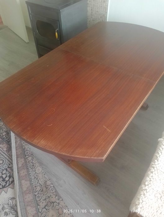 Разтегателна маса,с повдигателен механизъм +6 стола подарък