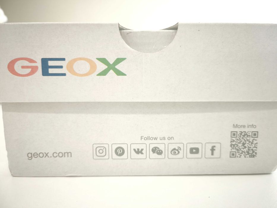 Чисто нови обувки за прохождане Geox