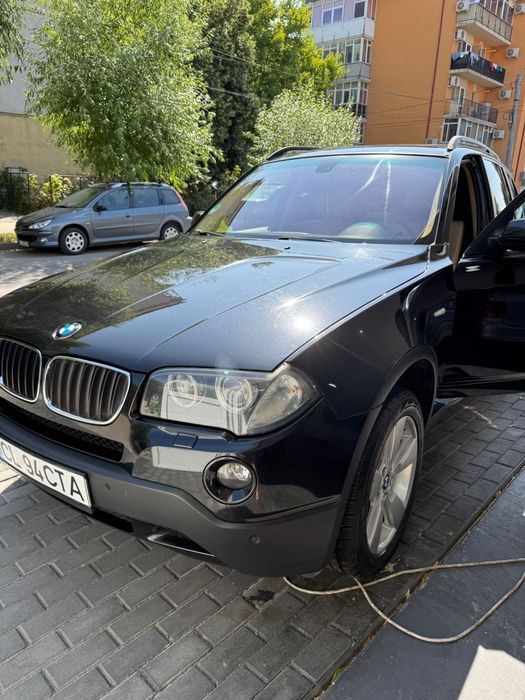 Vand bmw x3 , stare buna de functionare