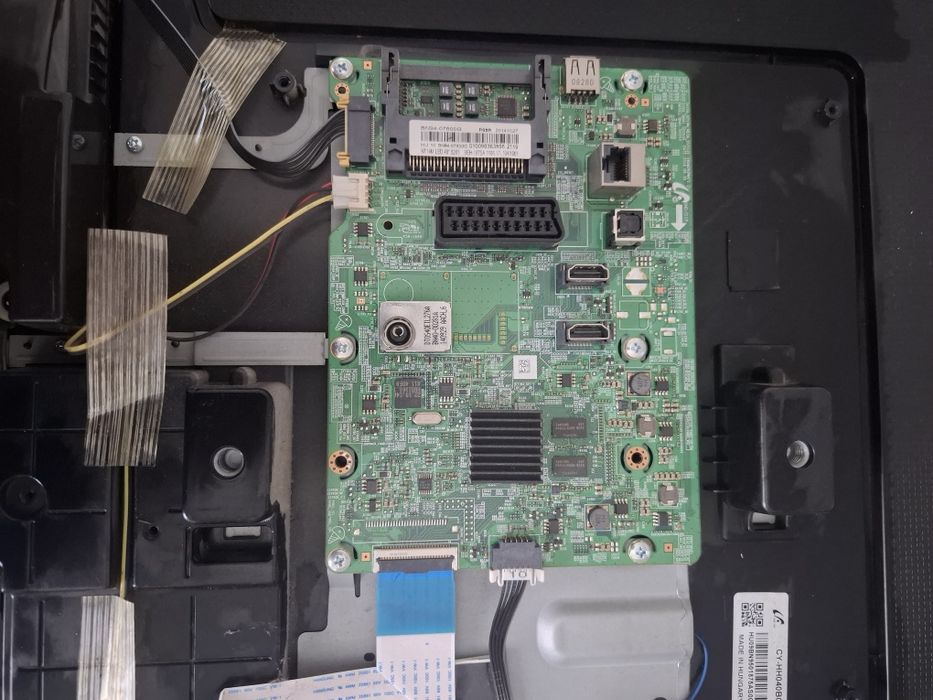 Televizor samsung ecran spart model UE40H5203AW