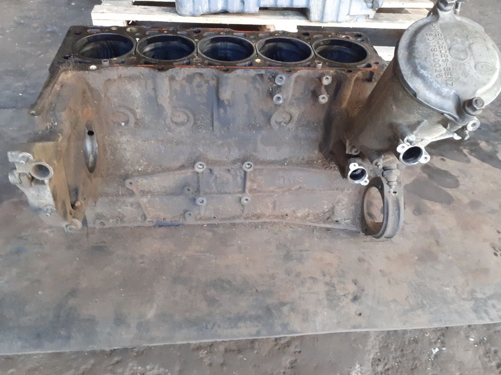 Bloc motor mercedes sprinter/ssangyong korando 2.9