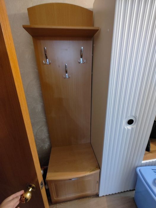 Вешалка для верхней одежды