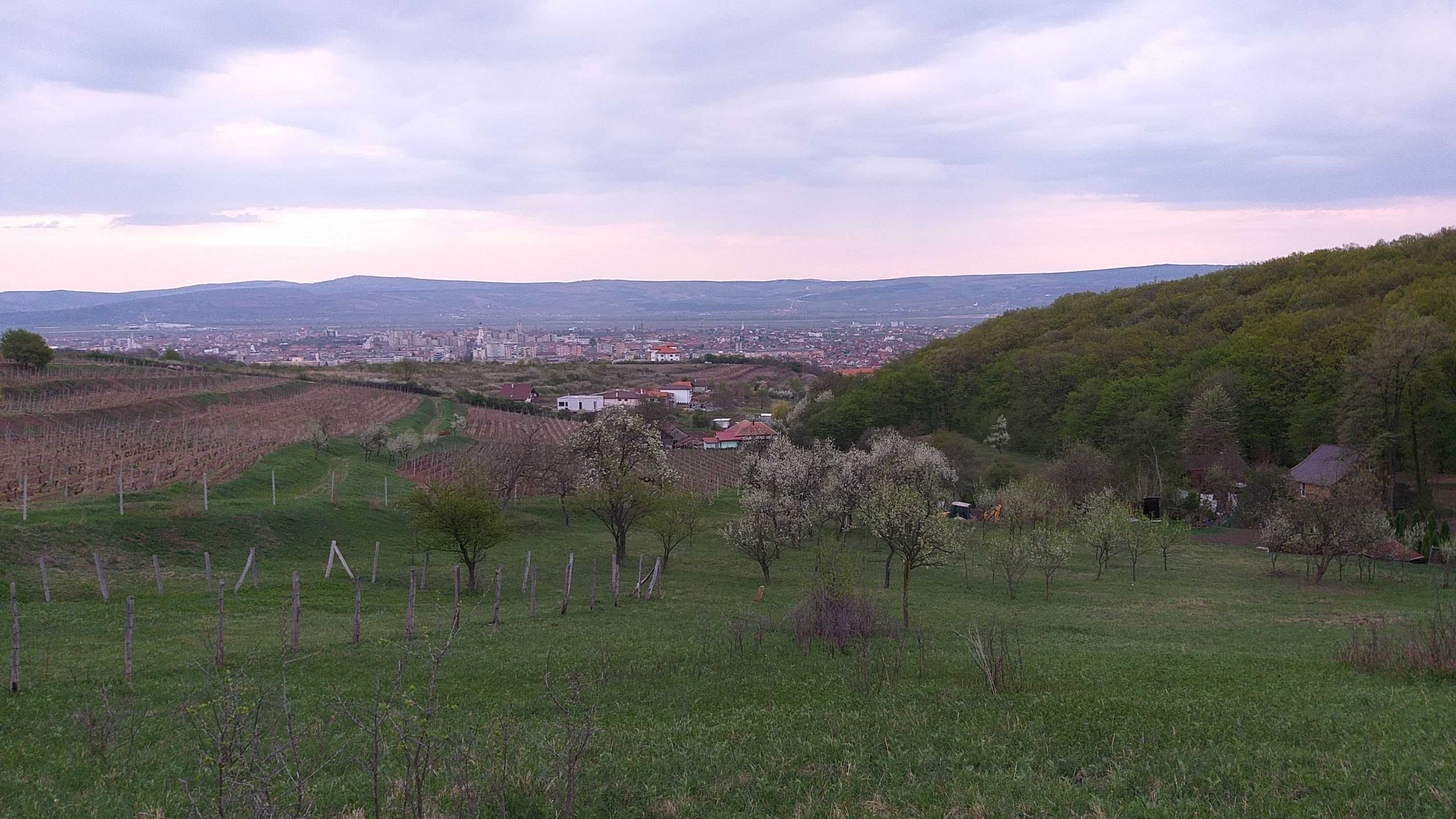 Vând teren intravilan 1808 mp Alba Iulia, zona schit