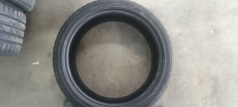 225/40/R18 nokian