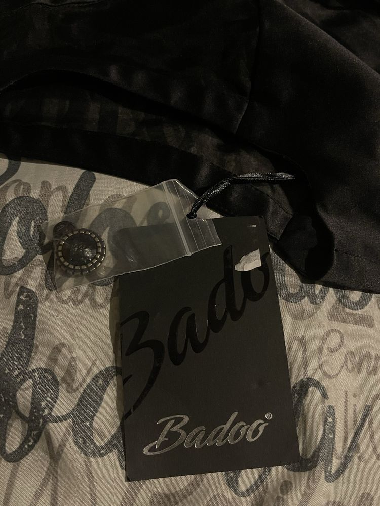 Чисто нова маркова рокля Badoo
