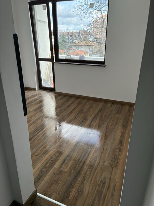 Продава се Двустаен апартамент в Добрич, Свети Георги - 68 кв.м за 1200 €/кв.м - Снимка #5