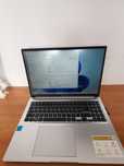 Laptop Asus Vivobook 16
