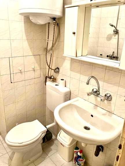 Дава се под наем Едностаен апартамент в Бургас, Славейков - 40 кв.м за 178.5 € - Снимка #4