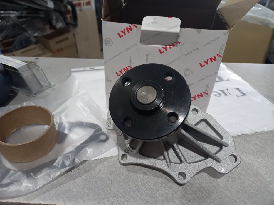 Помпа тойота 2.4