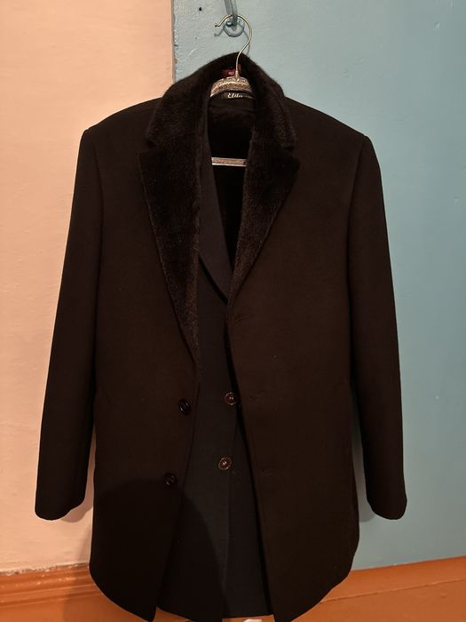 Пальто мужской жаңа М размер