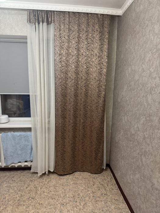 Продаю шторы в хорошем состояния