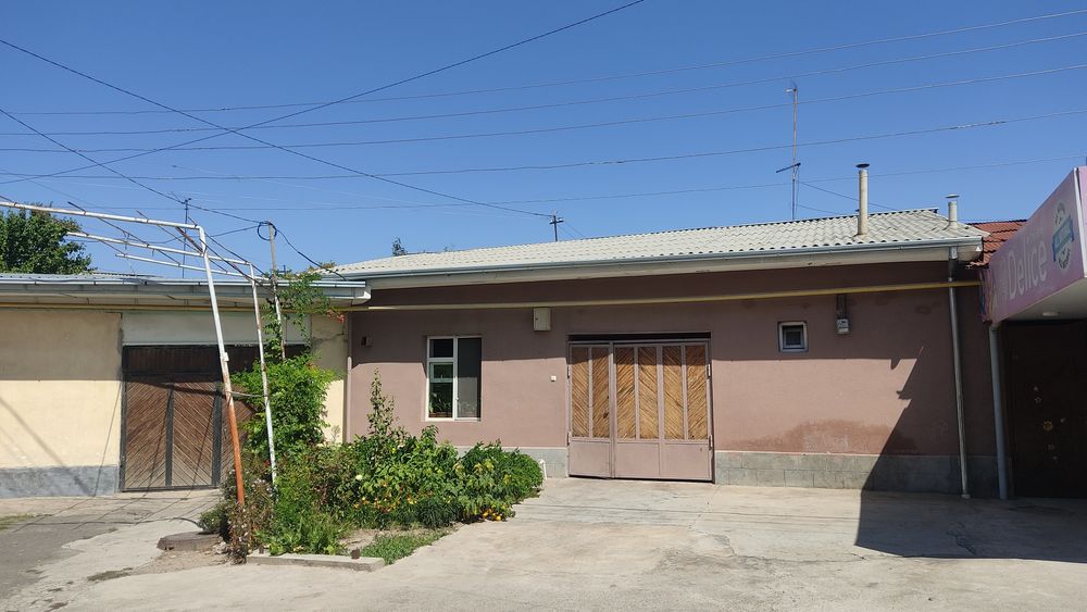 Uy sotiladi 2.4 sotix