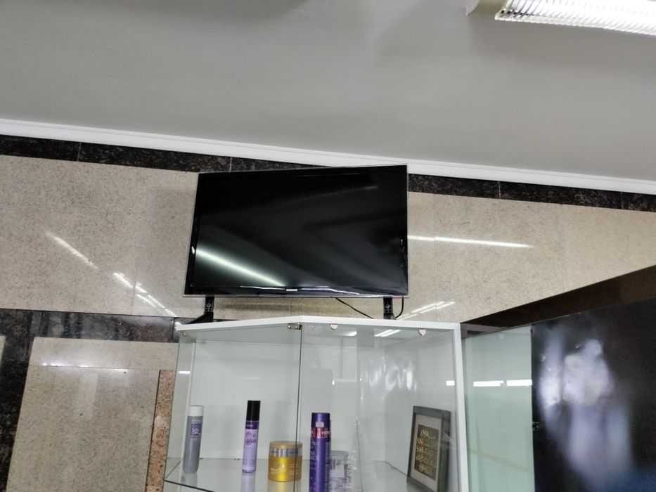 Продам телевизор SAMSUNG
