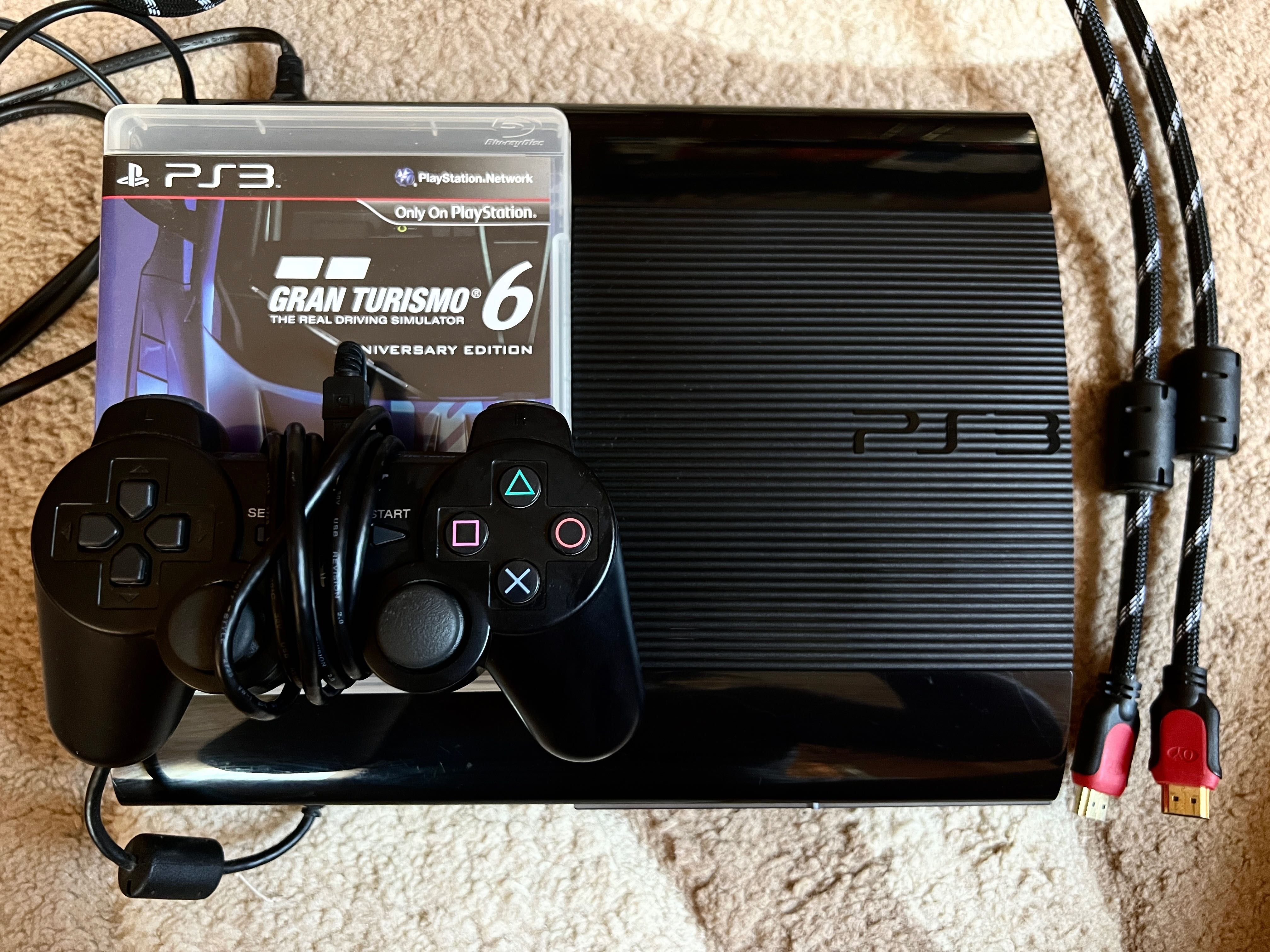 Sony PlayStation 3 + игра Gran Turismo 6