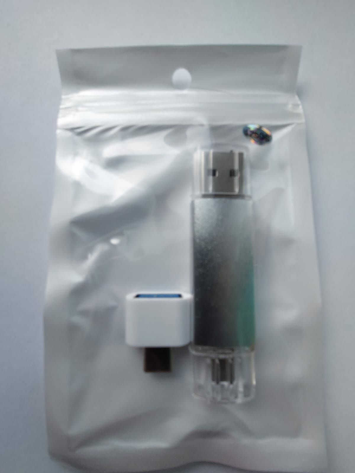 Продам флэш-накопитель 128 Гб USB, Type-C, micro-USB