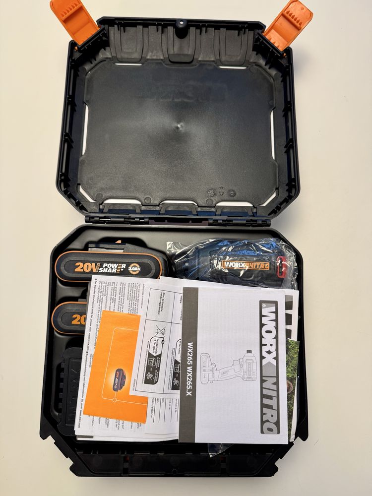 Импакт винтоверт WORX WX265