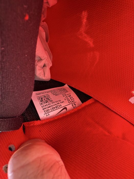 Dunk Supreme marimea 42, citeste descrierea