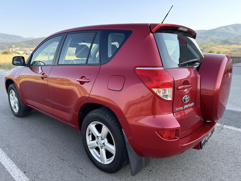 Toyota RAV 4 2.2 D-4D 136к.с KEYLESS / TEMPOMAT