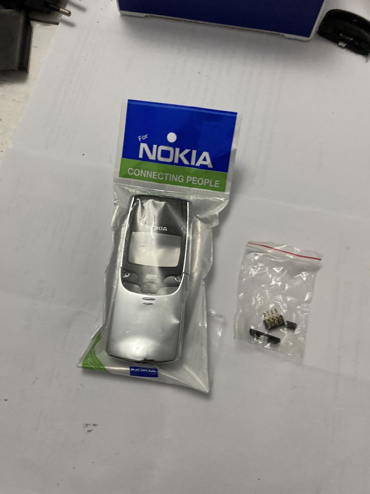 Carcasa Nokia 8810