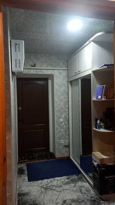 ТТЗ мавзесида квартира сотилади. Ўзимники. Московская планировка.