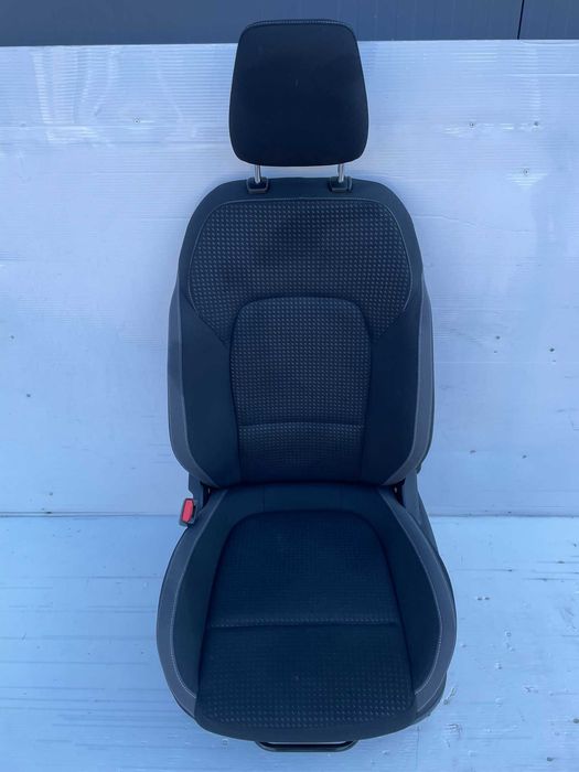 Scaun stanga fata Ford Focus 4 stare impecabila original