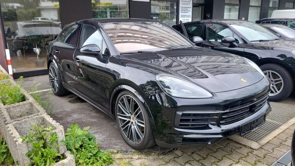 Porsche cayenne coupe