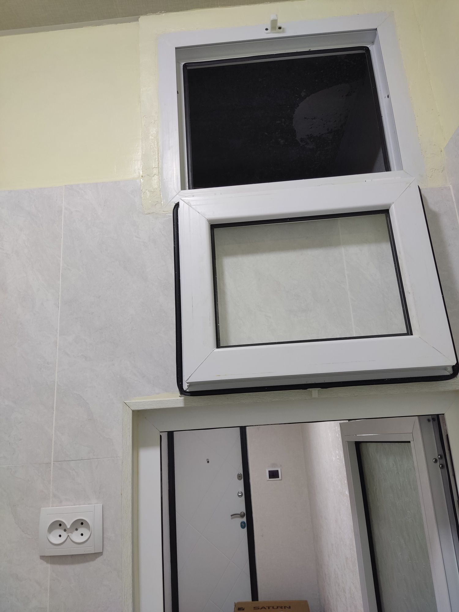 Kvartira sotiladi. 42.2 M2. Yashnobod. Izzat ko'cha. Novastroyka