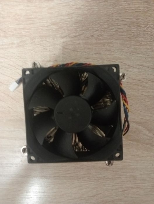 Кулер Боксовый в идеальном состоянии