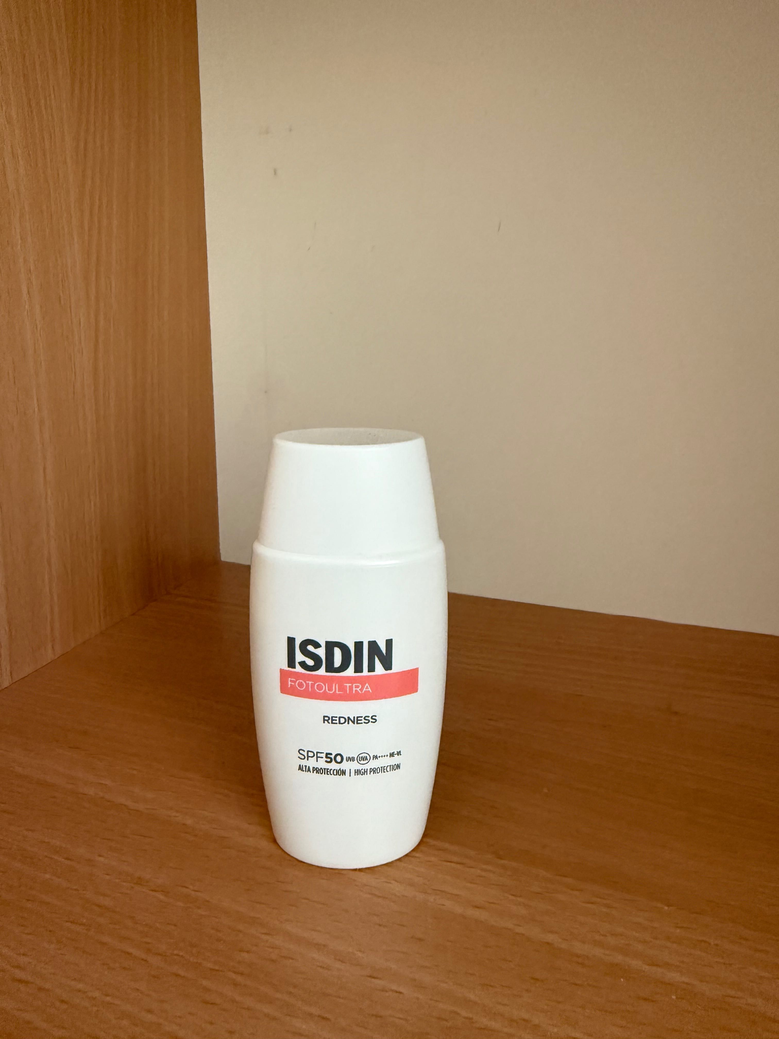 Слънцезащитен флуид SPF50