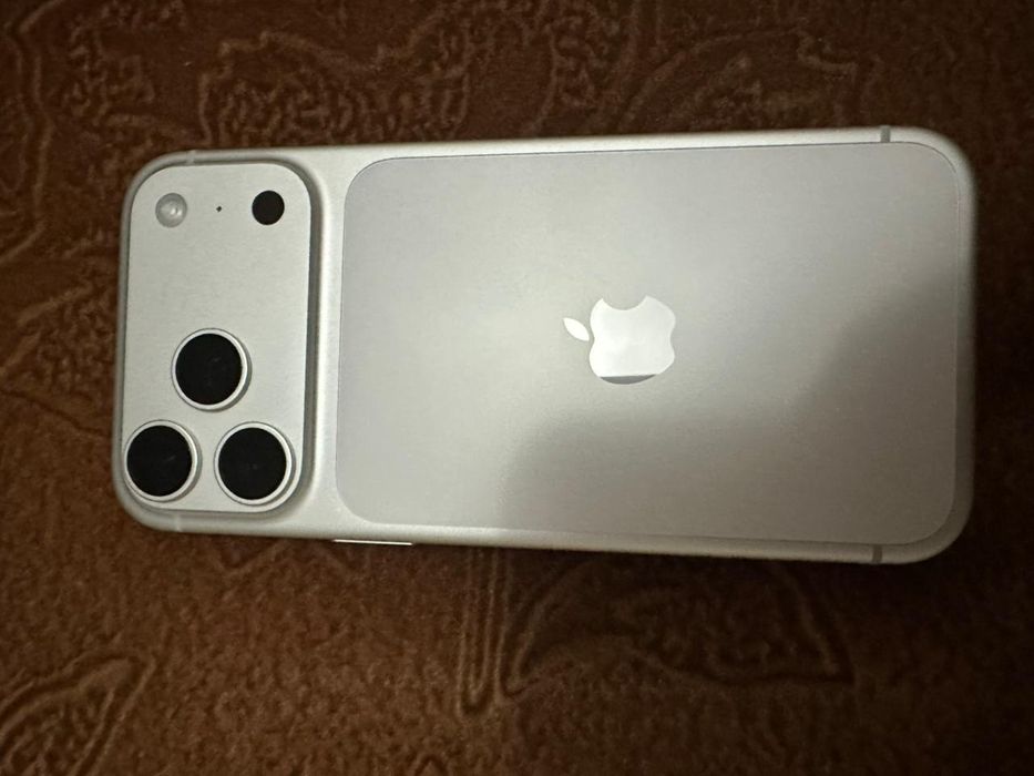 IPhone 17 pro max 256 обмен на 17 pro с вашей доплатой