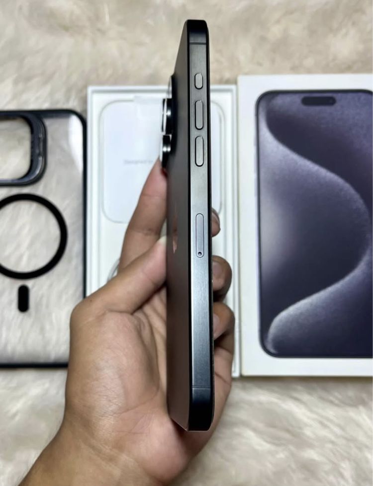 iPhone 15 PRO MAX cu 100% Bateria de 256 GB