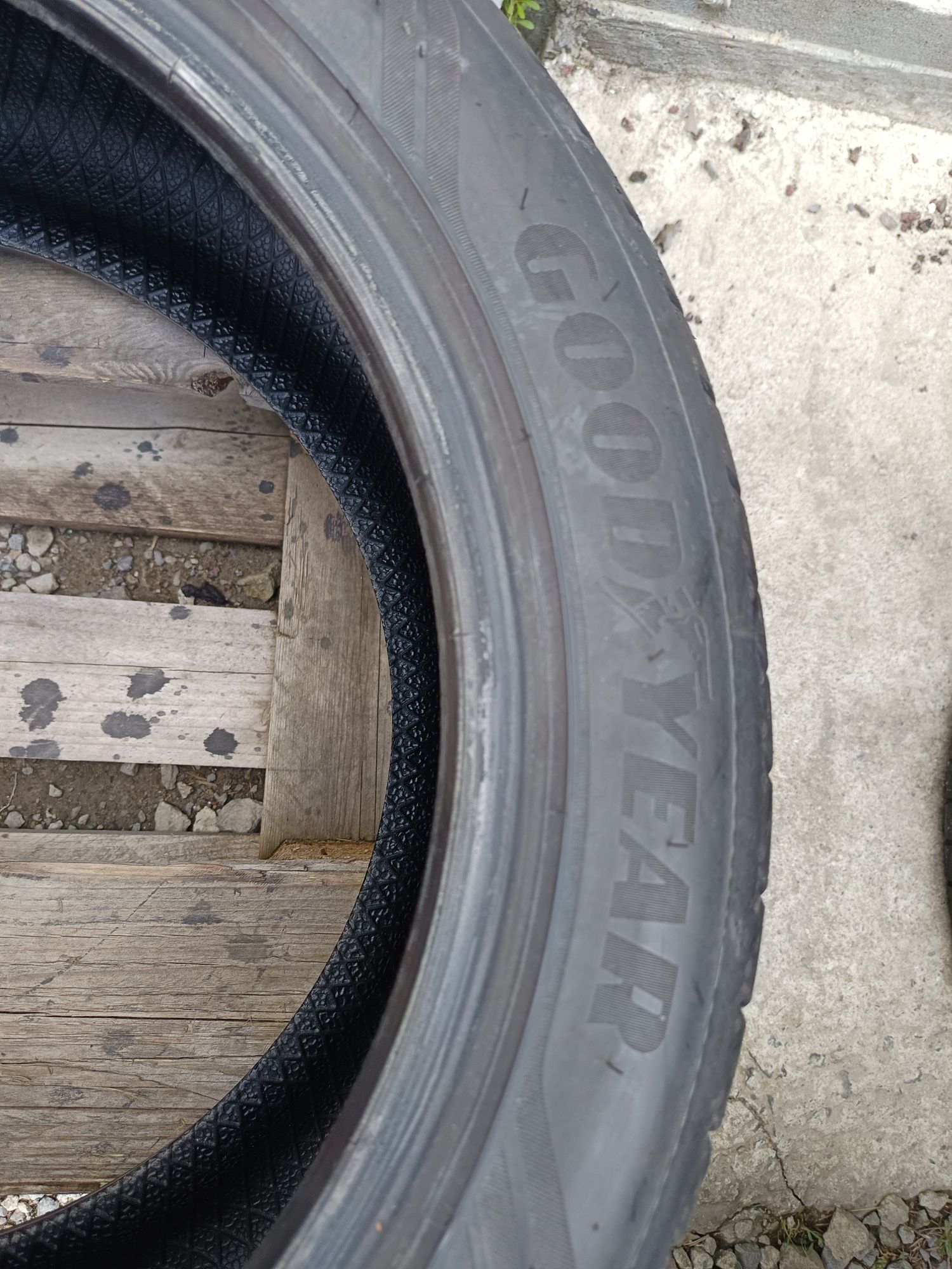 Летни гуми 225 45 R 17 GOODYEAR Дот 2522