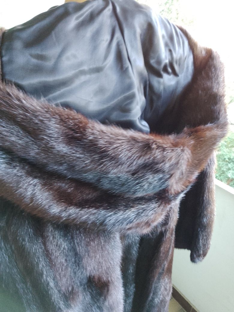 Дълго палто от кожа на норка (визон)