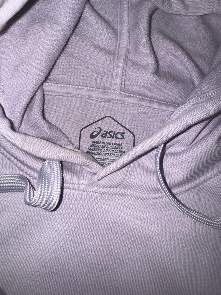 Спортен екип Asics