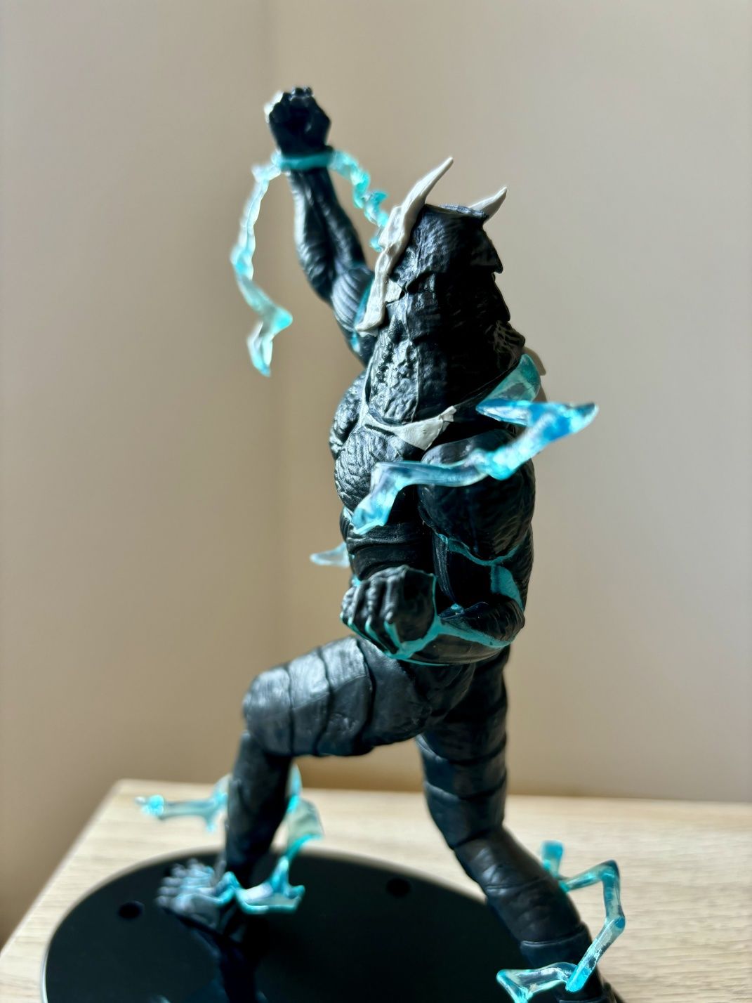 Kaiju No. 8 фигурка