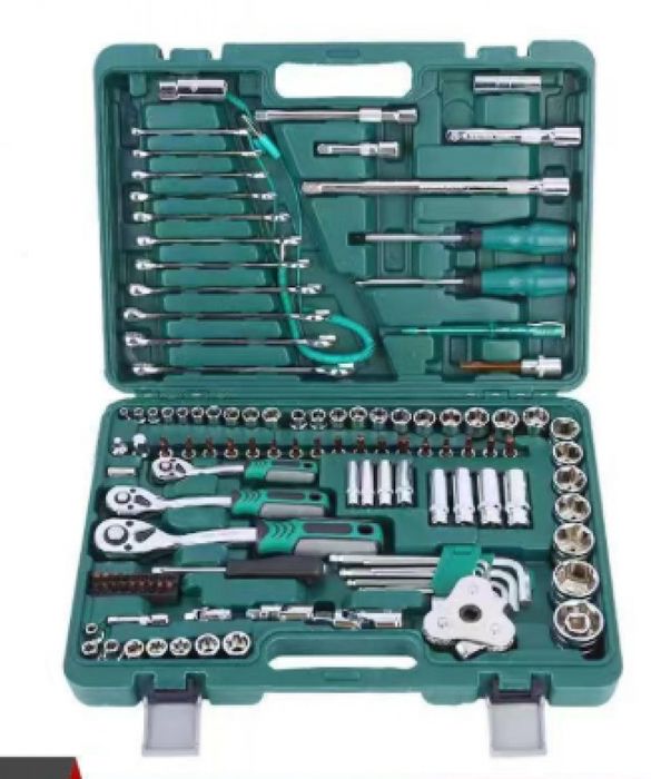 Комплект Гедоре от 121 части за ремонт на автомобили